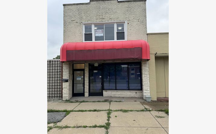 Pictures of Mixed Use, Multifamily, Retail property located at 3170 Fort St, Lincoln Park, MI 48146 for sales - image #1