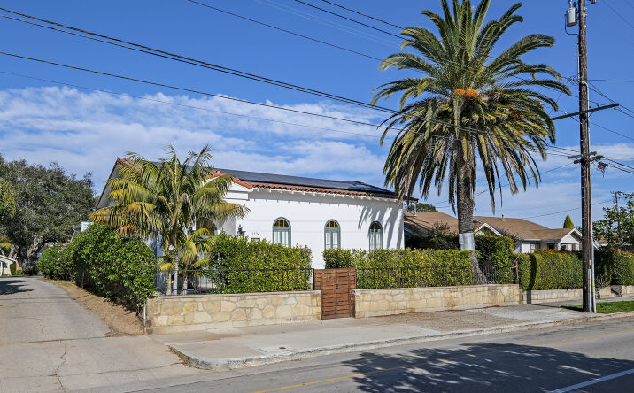 Pictures of Hospitality property located at 1124 Castillo St, Santa Barbara, CA 93101 for sales - image #1