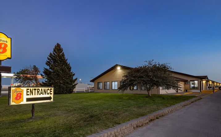 Pictures of Hospitality property located at 223 US-20, Valentine, NE 69201 for sales - image #1