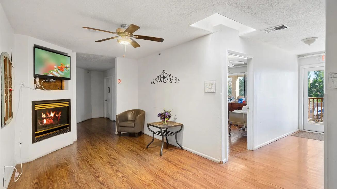 Pictures of Business for Sale property located at 3130 Vista Grande Dr NW, Albuquerque, NM 87120 for sales - image #1
