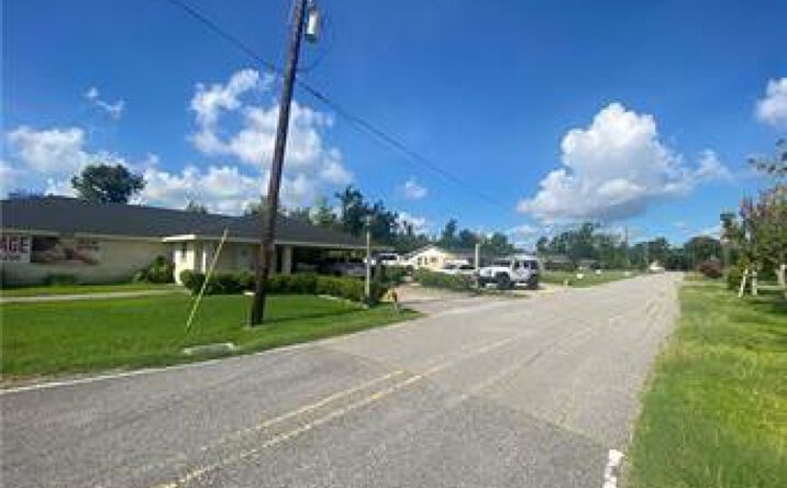 Pictures of Special Purpose property located at 3620 3708 Nelson Road & 1815 Memory Lane, Lake Charles, LA 70605 for sales - image #1