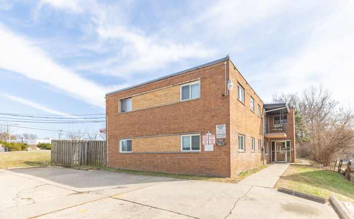 Pictures of Multifamily property located at 5617 Kirby Ave, Cincinnati, OH 45239 for comps - image #1