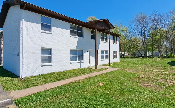 Pictures of Multifamily property located at 12613 E Orell Rd, Louisville, KY 40272 for sales - image #1