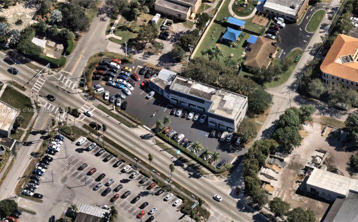 Pictures of Mixed Use property located at 17801 S Dixie Hwy, Palmetto Bay, FL 33157 for sales - image #1