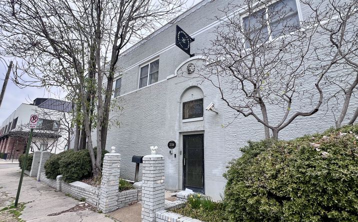 Pictures of Mixed Use property located at 2258 Young Ave, Memphis, TN 38104 for sales - image #1