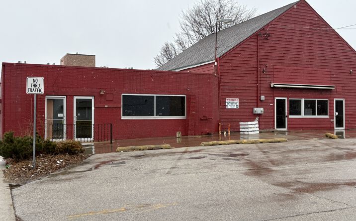 Pictures of Mixed Use, Office, Retail property located at 1021 E State St, Rockford, IL 61104 for sales - image #1