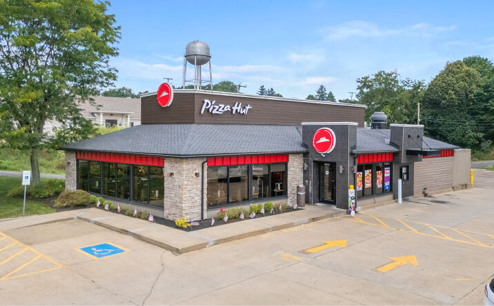 Pictures of Retail property located at 16848 St Clair Ave, East Liverpool, OH 43920 for sales - image #1