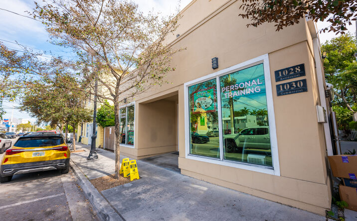 Pictures of Mixed Use, Multifamily, Office, Retail property located at 1028 Truman Ave, Key West, FL 33040 for sales - image #1