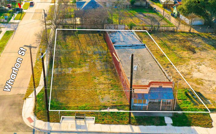 Pictures of Land, Mixed Use, Retail property located at 3621 S Presa St, San Antonio, TX 78210 for sales - image #1