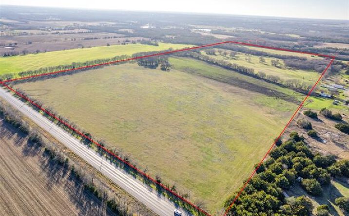 Pictures of Land property located at TBD TX-160, Whitewright, TX 75491 for sales - image #1