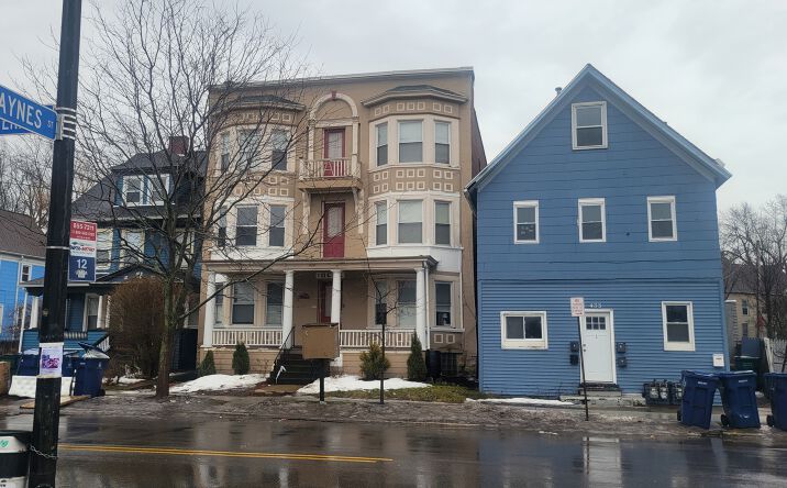 Pictures of Multifamily property located at 439 W Ferry St, Buffalo, NY 14213 for sales - image #1