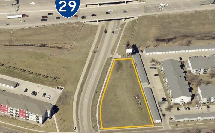 Pictures of Land property located at 1655 35th St S, Fargo, ND 58103 for sales - image #1