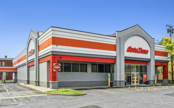 Pictures of Retail property located at 291 W Ferry St, Buffalo, NY 14213 for sales - image #1