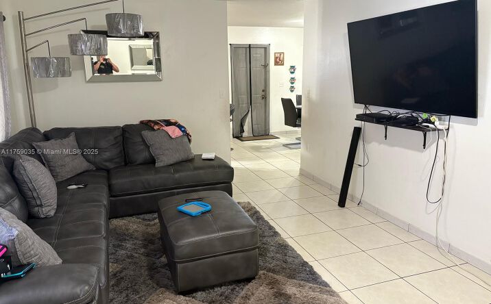 Pictures of Multifamily property located at 3133 NW 22nd Ct, Miami, FL 33142 for sales - image #1