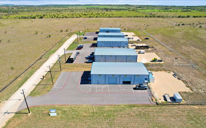 Pictures of Industrial property located at 1000 County Rd 308, Jarrell, TX 76537 for sales - image #1