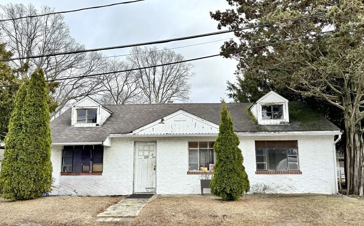 Pictures of Multifamily property located at Prince Rd, Rocky Point, NY 11778 for sales - image #1