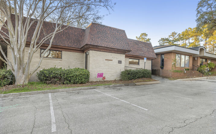 Pictures of Office property located at 1612 West Plaza Dr, Tallahassee, FL 32308 for sales - image #1