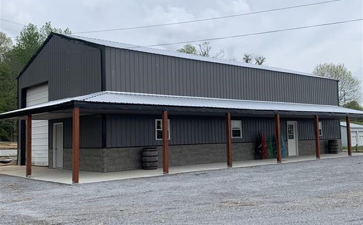 Pictures of Mixed Use, Office, Retail, Special Purpose property located at 1008 Columbia Hwy,, Greensburg, KY 42743 for sales - image #1