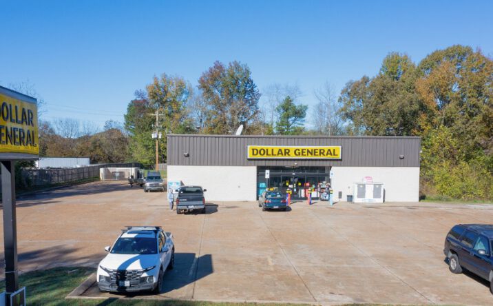 Pictures of Retail property located at 21820 Farm to Market 506, Santa Rosa, TX 78593 for sales - image #1