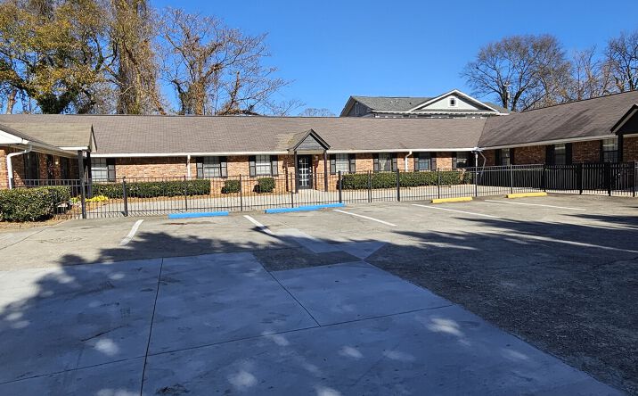 Pictures of Senior Living property located at 601 Coleman St, Atlanta, GA 30354 for sales - image #1