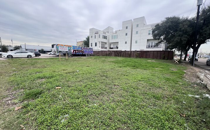 Pictures of Land property located at 2201 Pease St, Houston, TX 77003 for sales - image #1