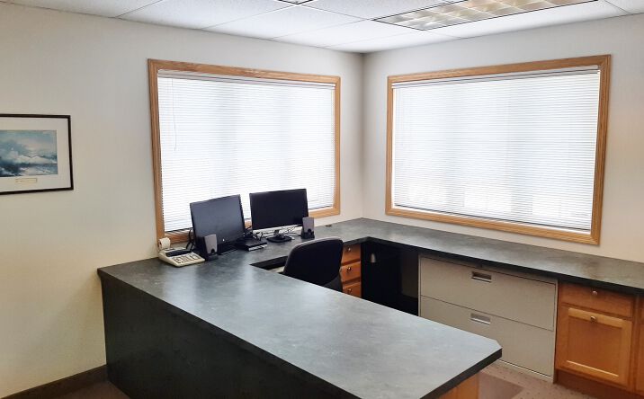 Pictures of Office property located at 342 County Rd D E, Saint Paul, MN 55117 for sales - image #1
