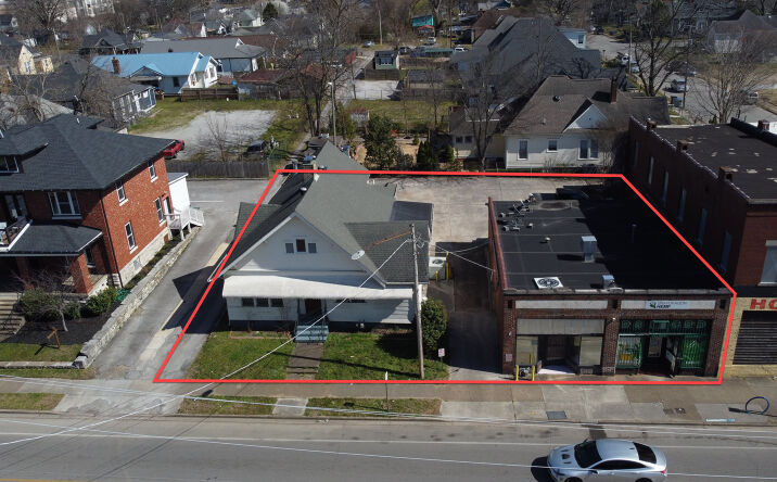 Pictures of Mixed Use, Multifamily, Retail property located at 1306 S Willow St, Chattanooga, TN 37404 for sales - image #1