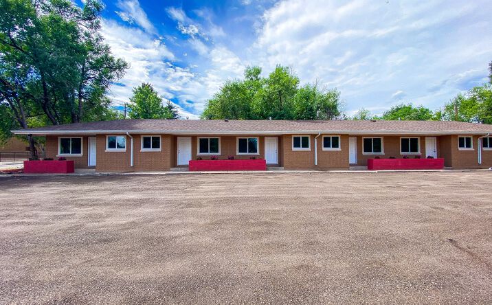 Pictures of Multifamily property located at 1512 S Corona Ave, Colorado Springs, CO 80905 for sales - image #1