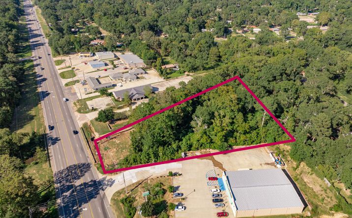 Pictures of Land property located at 3300 N Market St, Shreveport, LA 71107 for sales - image #1