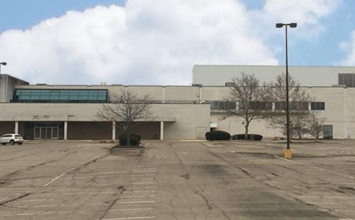Pictures of Retail property located at 2765 Eastland Mall, Eastland, OH 43232 for comps - image #1