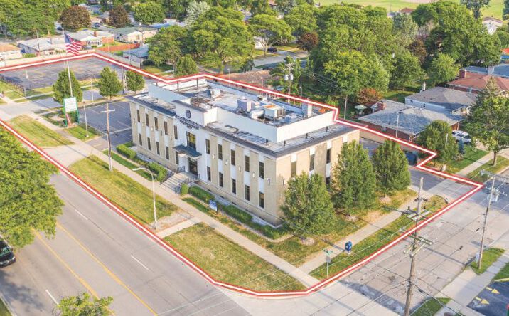 Pictures of Office property located at 8424 12 Mile Rd, Warren, MI 48093 for sales - image #1