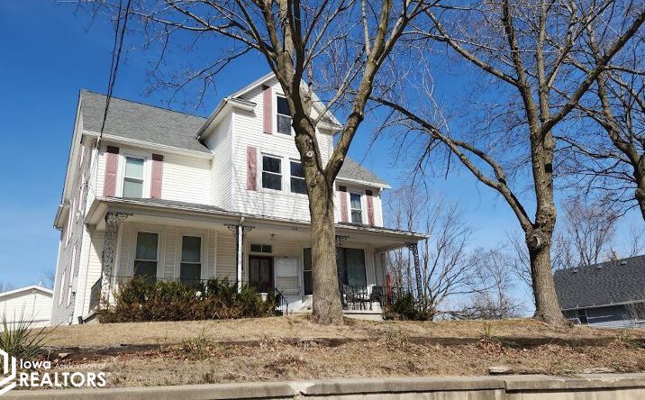 Pictures of Multifamily property located at 604 4th Street NE, Mason City, IA 50401 for sales - image #1