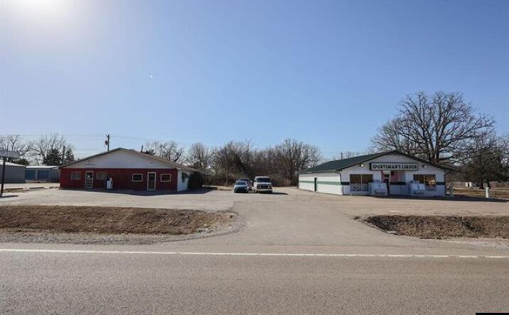 Pictures of Industrial property located at 2511 AR-5, Mountain Home, AR 72653 for sales - image #1