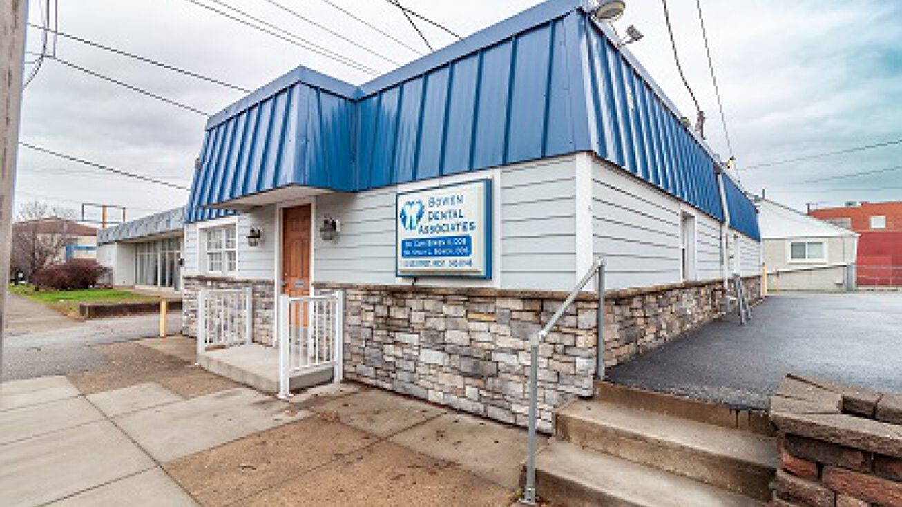 Pictures of Mixed Use, Office property located at 112 Lee St W, Charleston, WV 25302 for sales - image #1