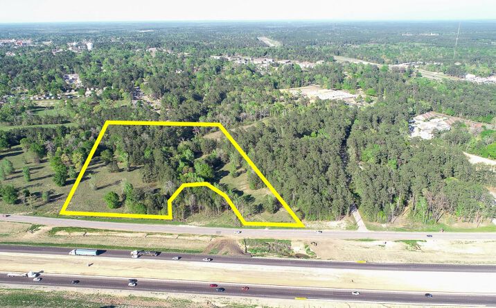 Pictures of Land property located at 0 Interstate 45 N, Huntsville, Huntsville, TX 77320 for sales - image #1