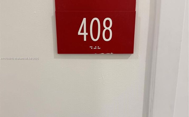 Pictures of Office property located at 21290 Biscayne Blvd # 408, Aventura, FL 33180 for sales - image #1