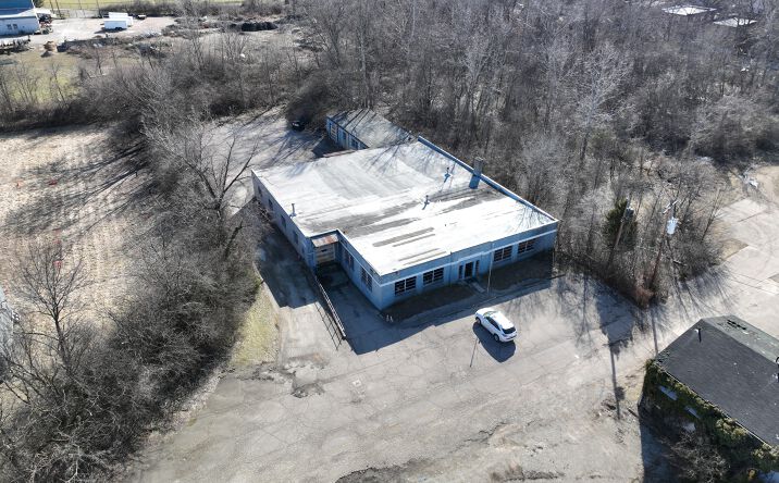 Pictures of Industrial property located at 1953 Losantiville Ave, Cincinnati, OH 45237 for sales - image #1