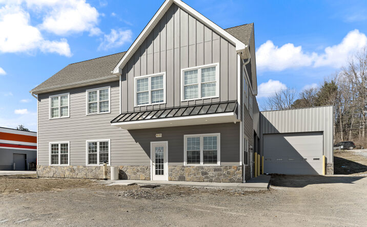 Pictures of Mixed Use, Office, Self Storage property located at 935 W Cypress St, Kennett Square, PA 19348 for sales - image #1