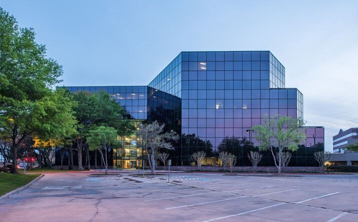 Pictures of Office property located at 3200 Wilcrest Dr, Houston, TX 77042 for sales - image #1