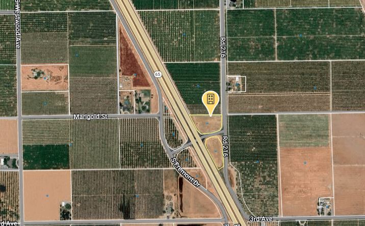 Pictures of Land property located at 213 E Citrus St, Lindsay, CA 93247 for sales - image #1