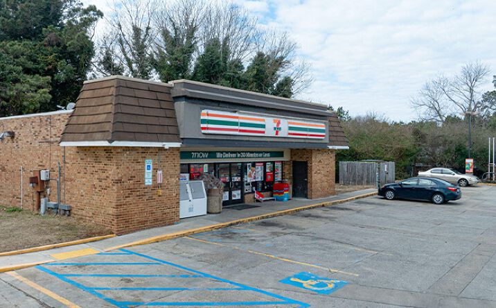 image of property at 3948 CARATOKE HWY Barco NC 27917-9552