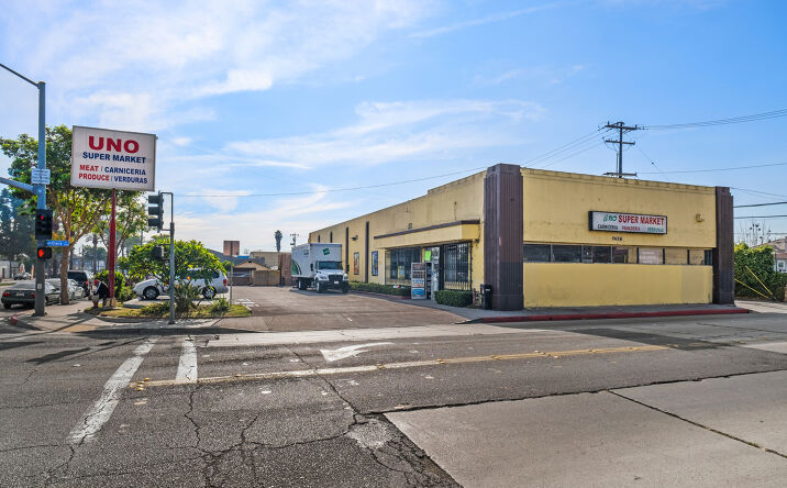 Pictures of Mixed Use, Retail property located at 5658 Clara St, Bell Gardens, CA 90201 for sales - image #1