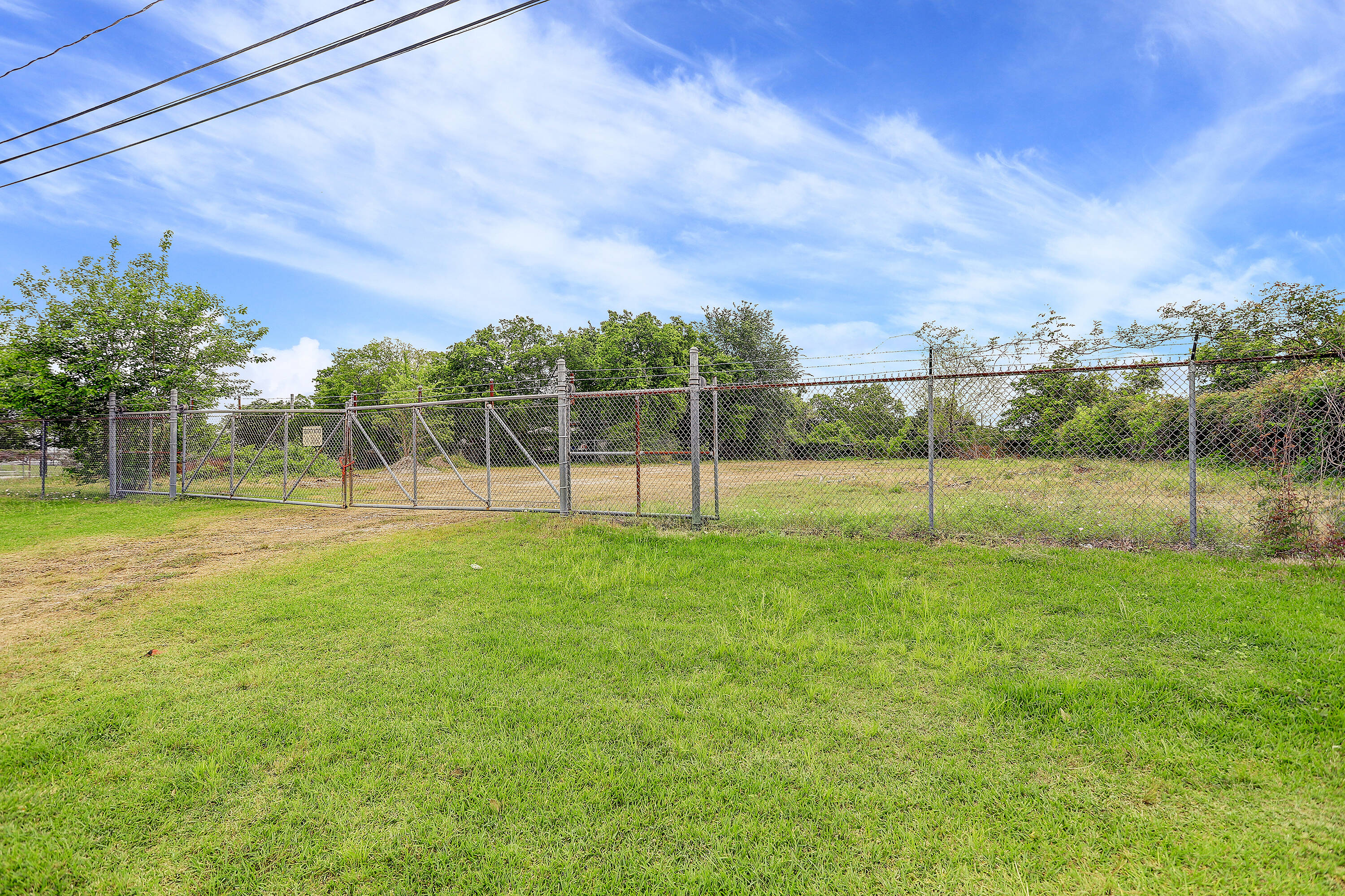 16534 Market St, Channelview, TX | CORNER LOT 37,025 SF