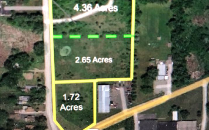 Pictures of Land property located at 214 Raffel Rd, Woodstock, IL 60098 for sales - image #1