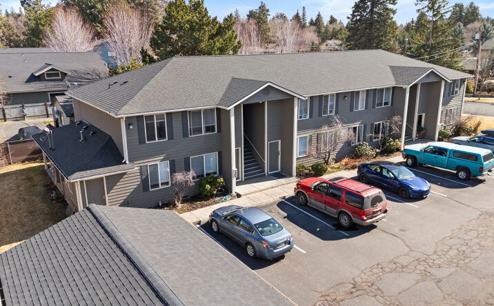Pictures of Multifamily property located at 414 NE Norton Ave, Bend, OR 97701 for sales - image #1