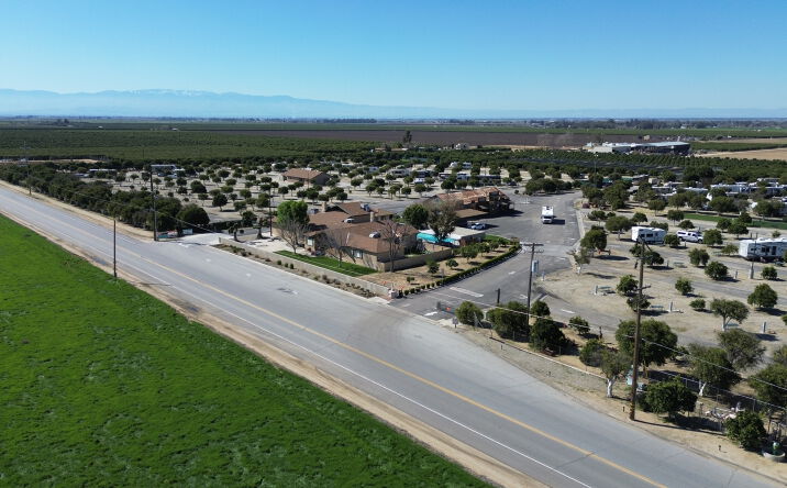 Pictures of Mobile Home Park, Multifamily property located at 1452 S Edison Rd, Bakersfield, CA 93307 for sales - image #1