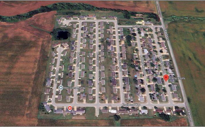 Pictures of Mobile Home Park property located at 1438 Blacks Ln, Jacksonville, IL 62650 for sales - image #1