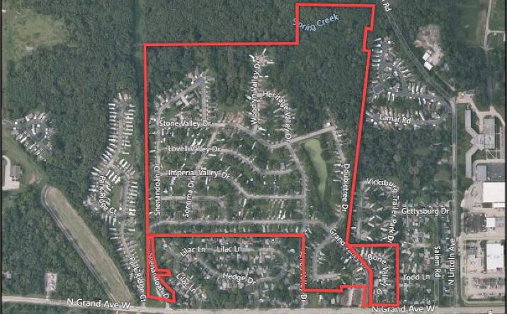 Pictures of Mobile Home Park property located at 11 Grand Valley Dr, Springfield, IL 62702 for sales - image #1