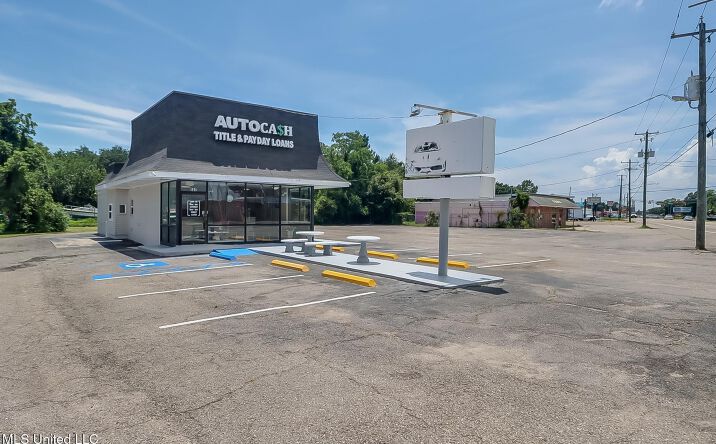 Pictures of Special Purpose, Land property located at 507 Pass Road, Gulfport, MS 39507 for sales - image #1