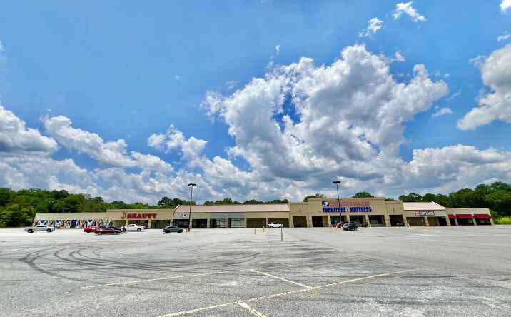 Pictures of Retail property located at 1627 S Lumpkin Rd, Columbus, GA 31903 for sales - image #1